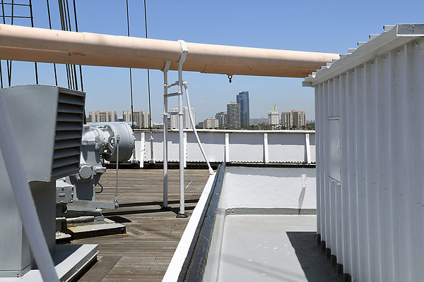 Bow Deck