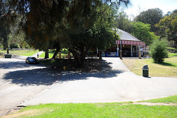GriffithParkCarousel009