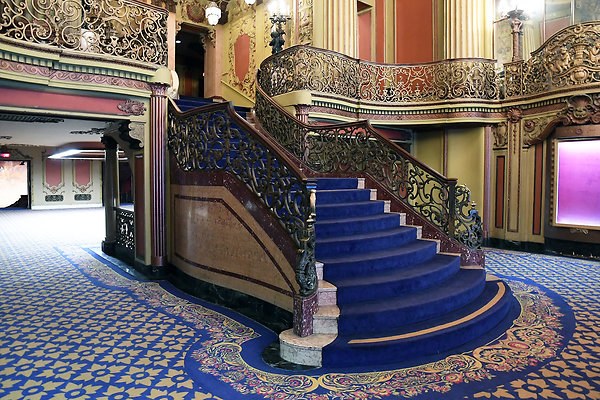 LaTheatrejpg0008