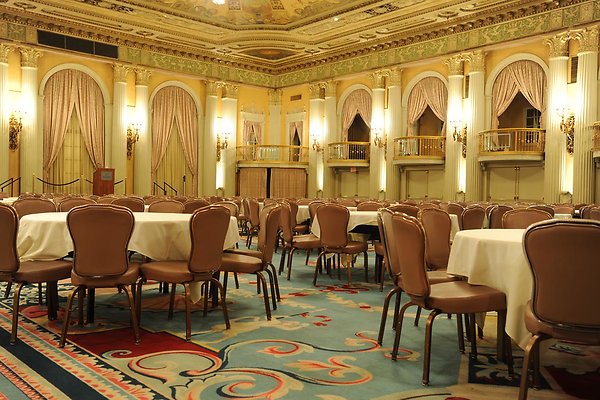 BiltmoreHotelCrystalRm23