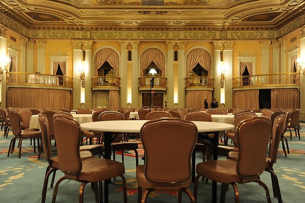 BiltmoreHotelCrystalRm16