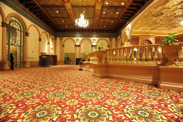 BiltmoreHotelGoldRm06