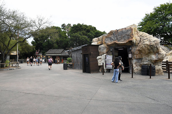 KnottsBerryFarmjpg0213