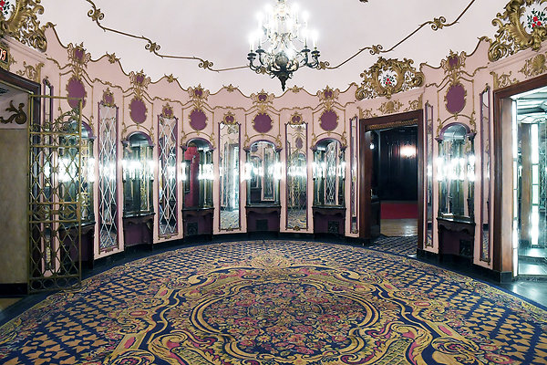 LaTheatrejpg0049