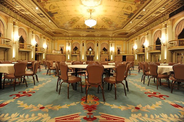 BiltmoreHotelCrystalRm14
