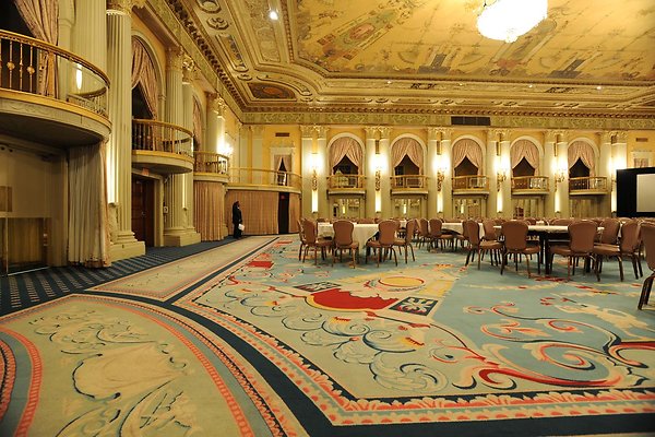 BiltmoreHotelCrystalRm08