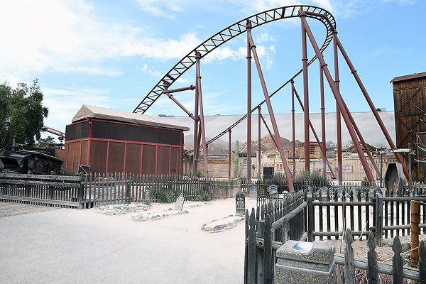 KnottsBerryFarmHerojpg0202